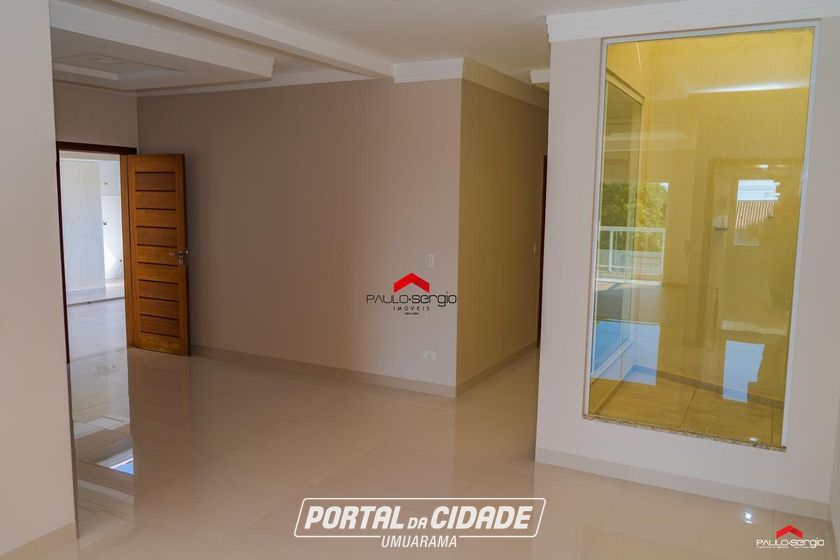 Casa &agrave; venda - 185m&sup2; - Zona Armaz&eacute;m