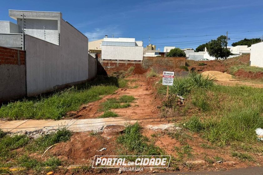 Terreno &agrave; venda - 183m&sup2; - Zona V