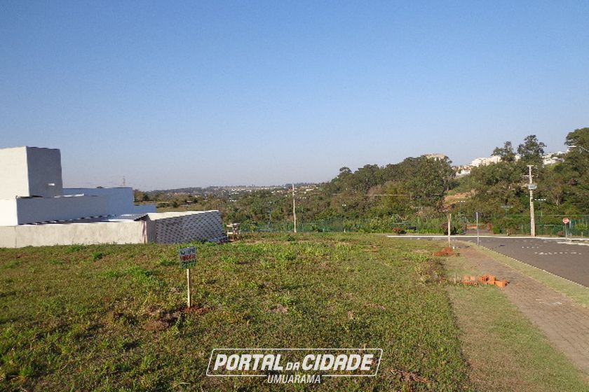 Terreno &agrave; venda - 297m&sup2; - CONDOM&Iacute;NIO JARDINS DE VERSAILLES