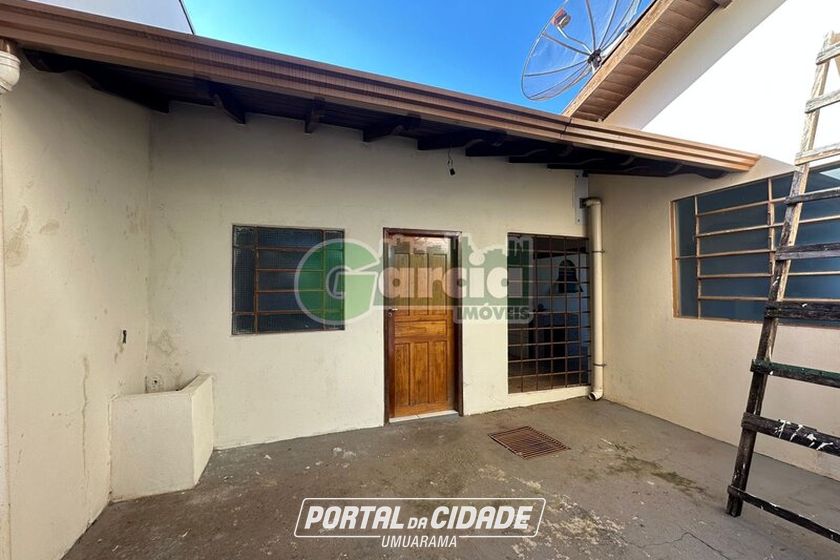 Casa &agrave; venda - 172m&sup2; - Conjunto Patrim&ocirc;nio Umuarama
