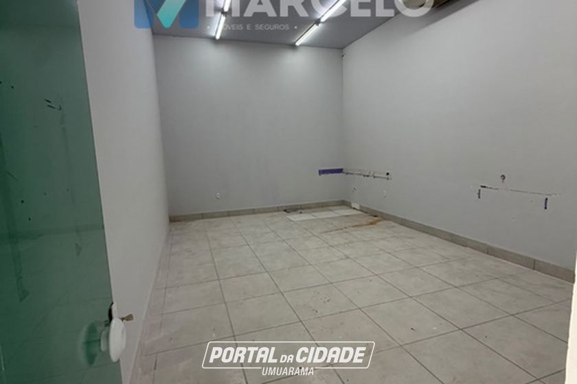 Sala Comercial &agrave; venda - 292m&sup2; - Zona I