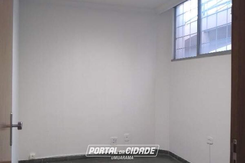 Sala Comercial para alugar - 240m&sup2; - Zona II