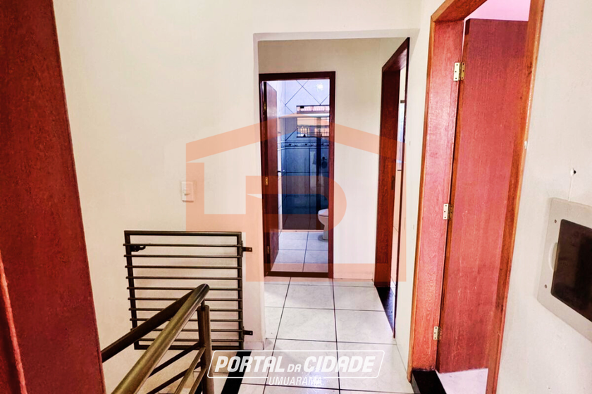 Sobrado &agrave; venda - 165m&sup2; - Jardim dos Pass&aacute;ros