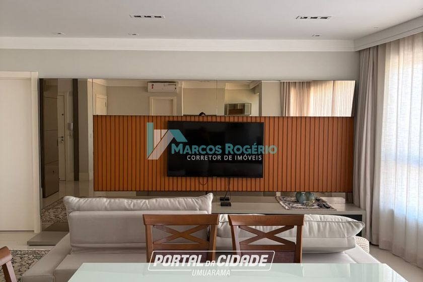 Apartamento &agrave; venda - 127m&sup2; - Centro
