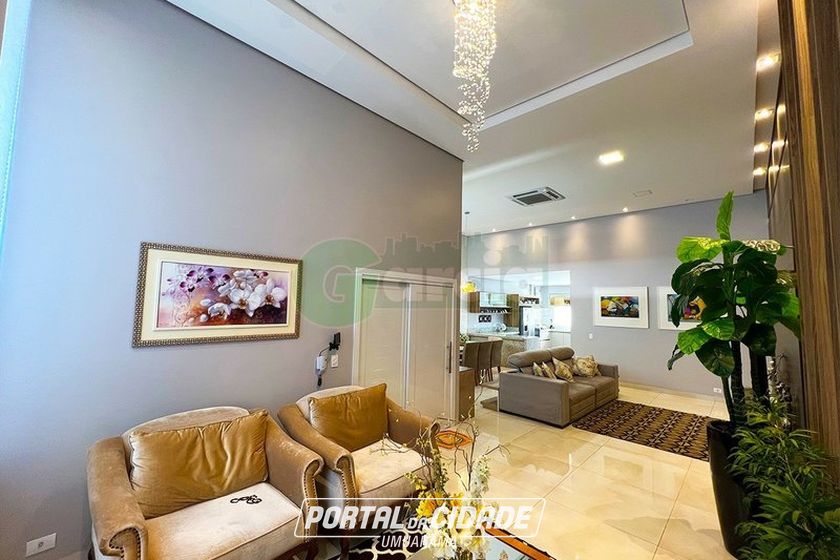 Casa &agrave; venda - 330m&sup2; - .