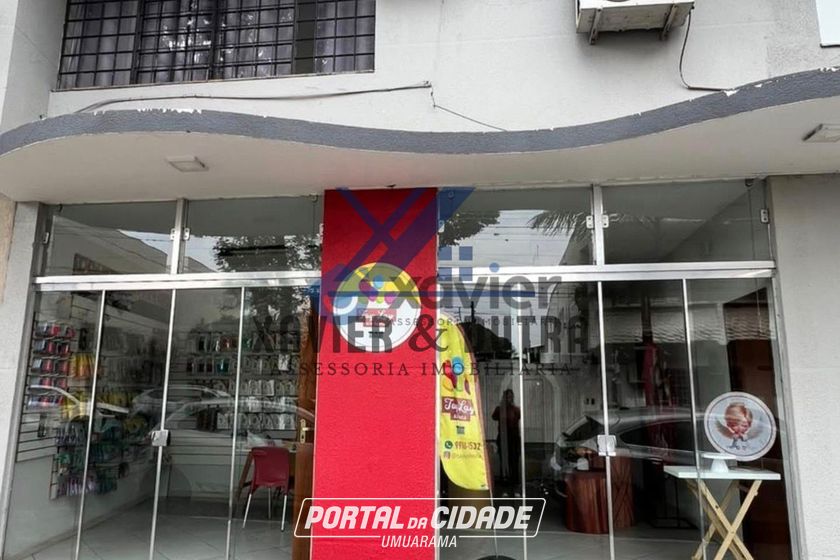 Sala Comercial &agrave; venda - 400m&sup2; - Centro Da Cidade