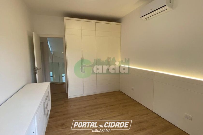 Sobrado &agrave; venda - 439m&sup2; - Zona I-A