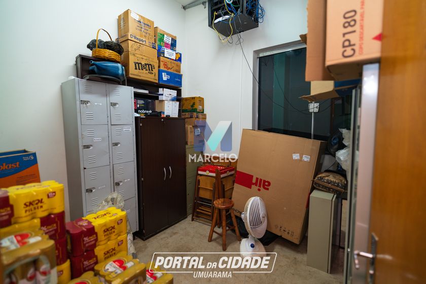Sal&atilde;o Comercial &agrave; venda - 1470m&sup2; - Zona I