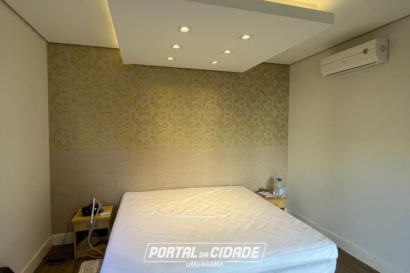 Casa &agrave; venda - 419m&sup2; - Jd Veleiros
