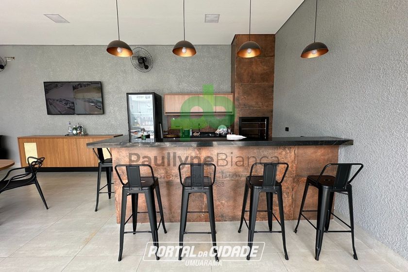 Sal&atilde;o Comercial &agrave; venda - 150m&sup2; - ZONA VII
