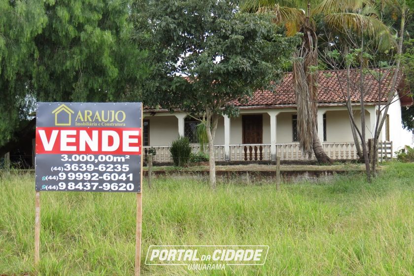 Terreno &agrave; venda - 3000m&sup2; - Centro