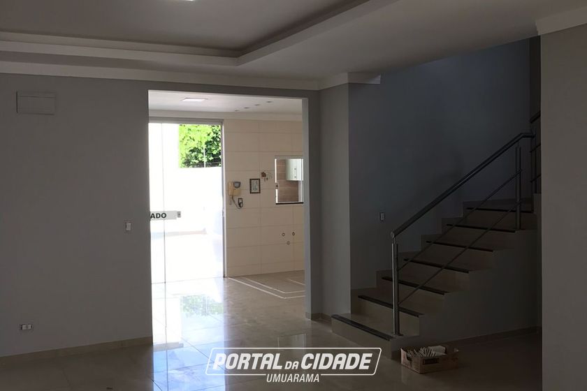 Sobrado &agrave; venda - 209m&sup2; - Zona III