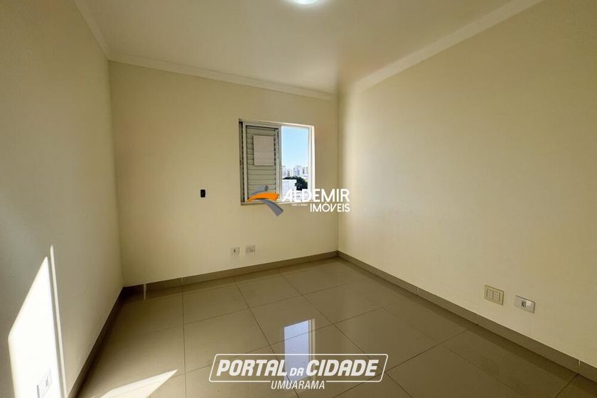 Apartamento &agrave; venda - 111m&sup2; - Zona 3