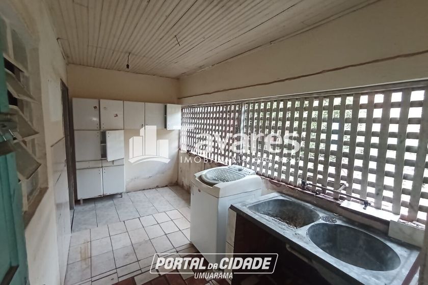 Casa &agrave; venda - 250m&sup2; - Conjunto Residencial Ouro Branco