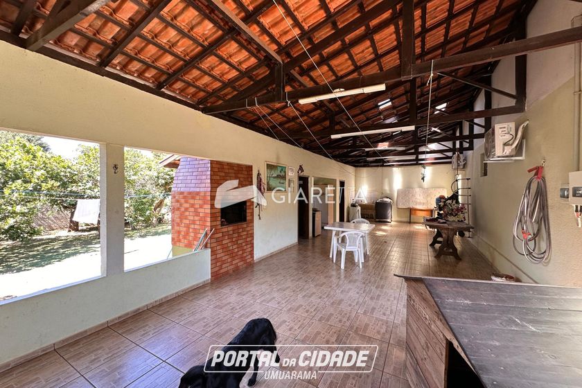 Casa &agrave; venda - 167m&sup2; - CENTRO