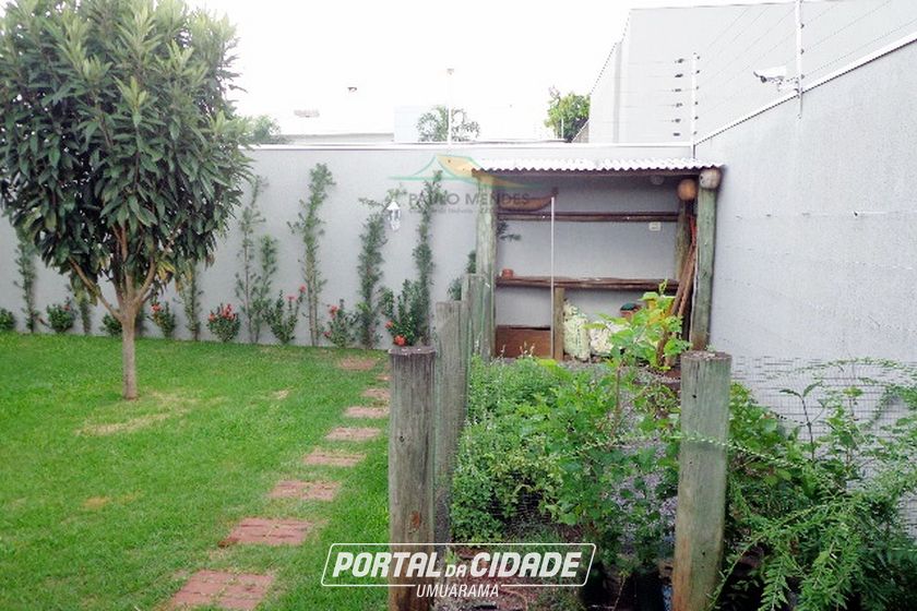 Casa &agrave; venda - 268m&sup2; - JARDIM FLAMBOYANT