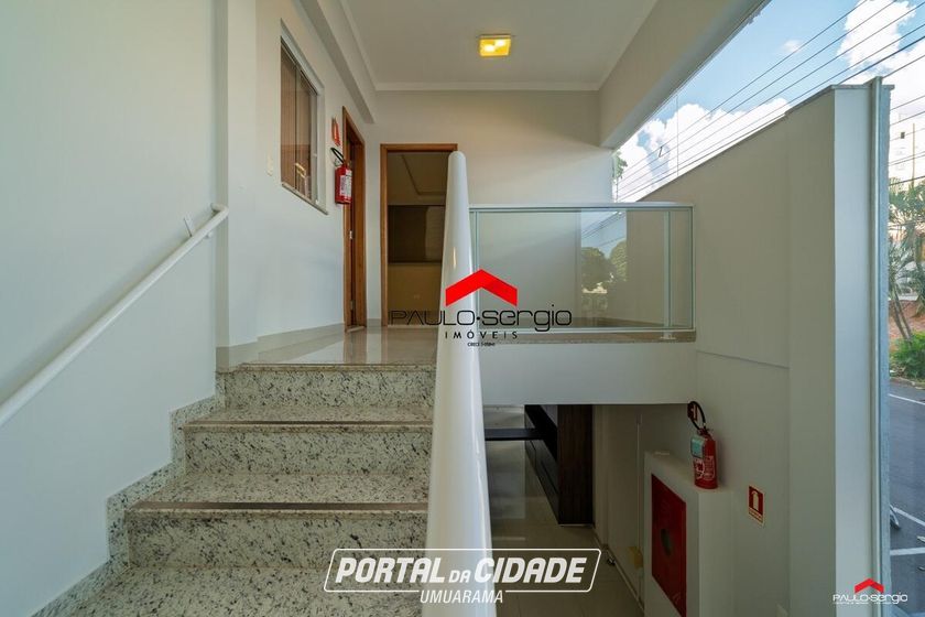 Sala Comercial &agrave; venda - 241m&sup2; - Zona I