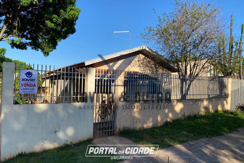 Casa &agrave; venda - 427m&sup2; - Dois Lotes Contendo Duas Casas