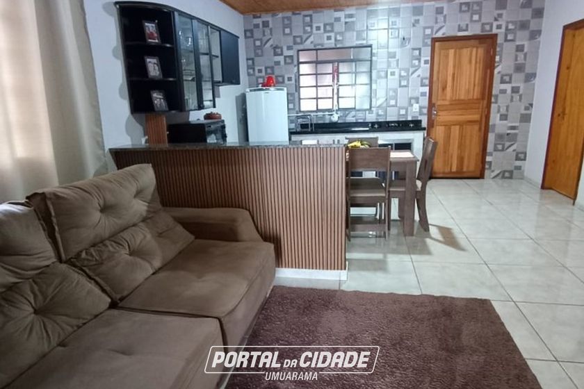 Casa &agrave; venda - 100m&sup2; - Serra dos Dourados
