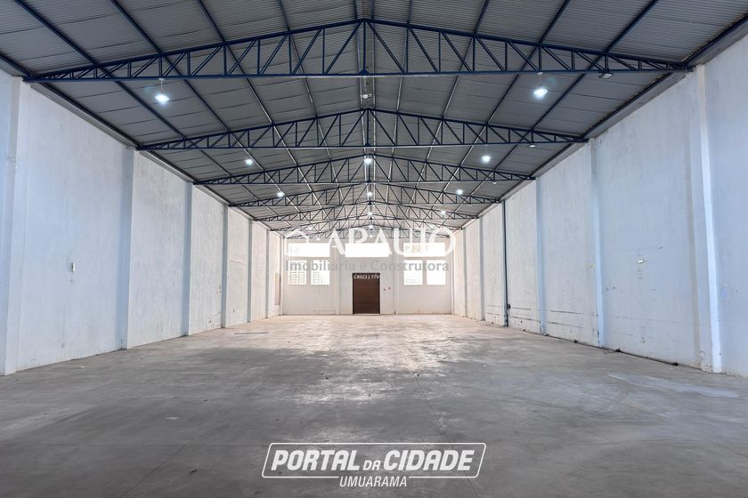 Sal&atilde;o Comercial para alugar - 750m&sup2; - Jardim Janina