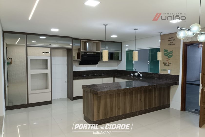 Casa &agrave; venda - 192m&sup2; - Zona VII