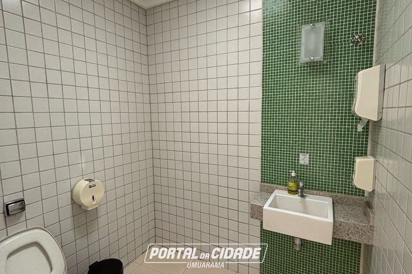 Sal&atilde;o Comercial &agrave; venda - 345m&sup2; - Zona I