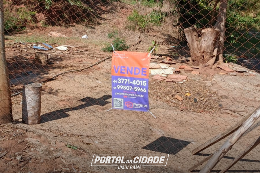 Terreno &agrave; venda - 198m&sup2; - &Aacute;rea Urbana