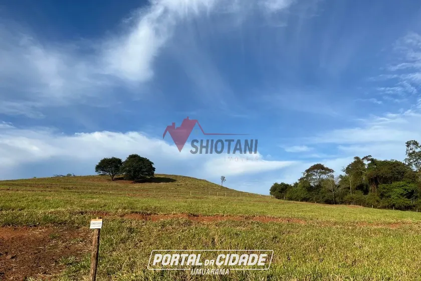 Ch&aacute;cara &agrave; venda - &Aacute;rea Rural de Umuarama