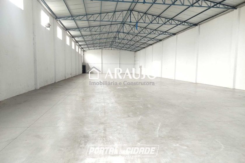 Sal&atilde;o Comercial para alugar - 750m&sup2; - Jardim Janina