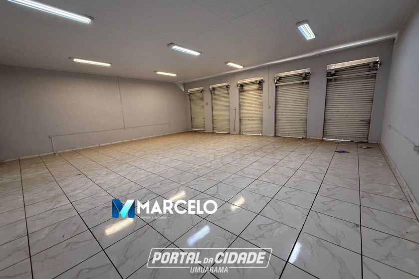 Sal&atilde;o Comercial &agrave; venda - 525m&sup2; - Zona I