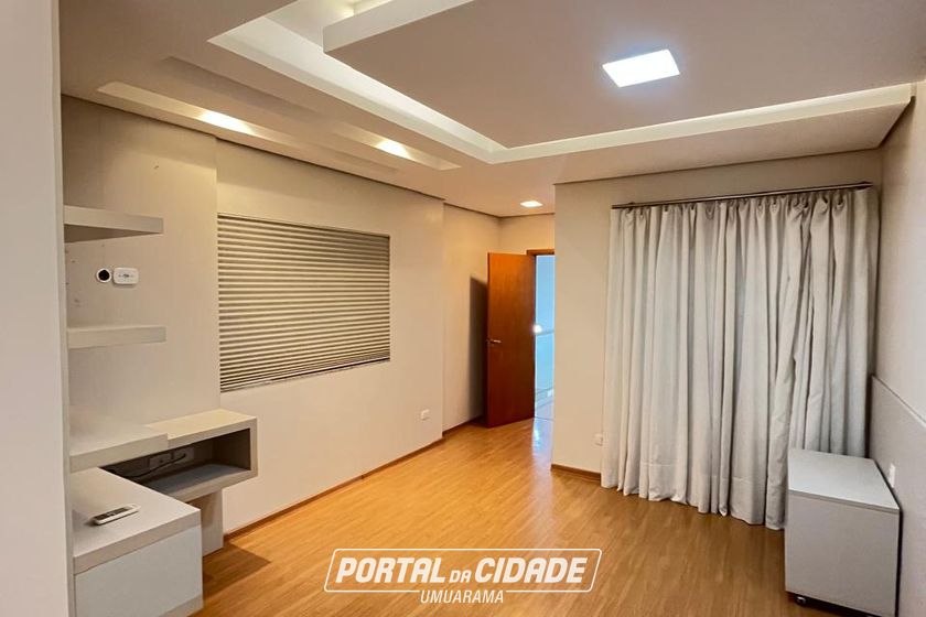 Sobrado &agrave; venda - 262m&sup2; - Zona II