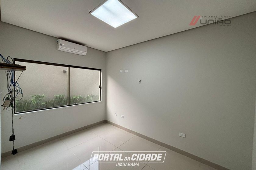 Casa para alugar - 380m&sup2; - Jardim Imigrantes II