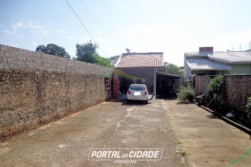 Casa &agrave; venda - 65m&sup2; - Zona 1