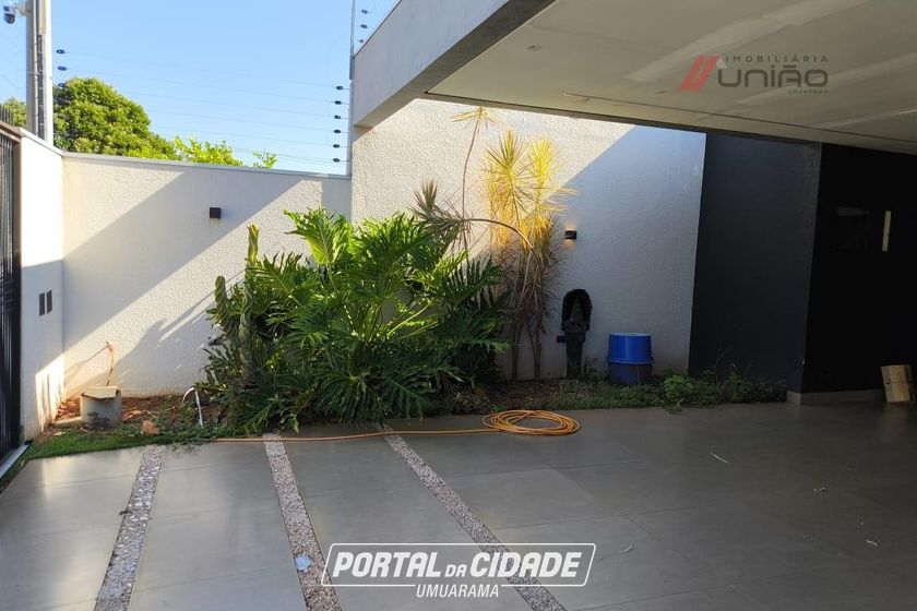 Casa &agrave; venda - 138m&sup2; - Jardim Azal&eacute;ia