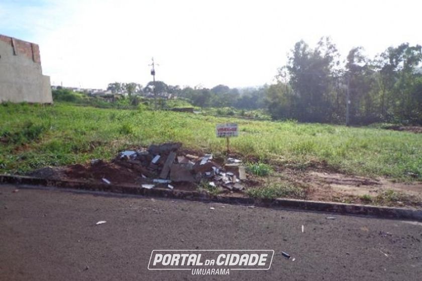 Terreno &agrave; venda - 135m&sup2; - Jardim Bela Casa II