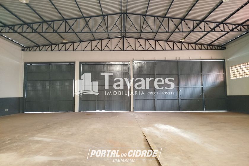 Sal&atilde;o Comercial para alugar - 700m&sup2; - Jardim Santiago