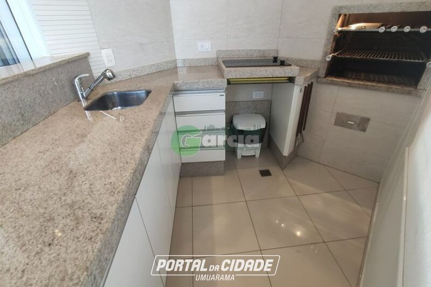 Apartamento &agrave; venda - 131m&sup2; - Zona I