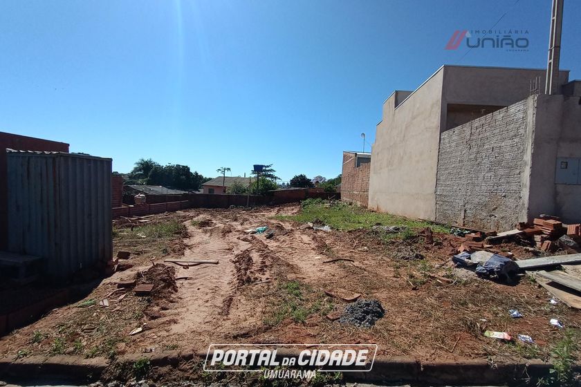 Terreno &agrave; venda - 193m&sup2; - Jardim Pimentel