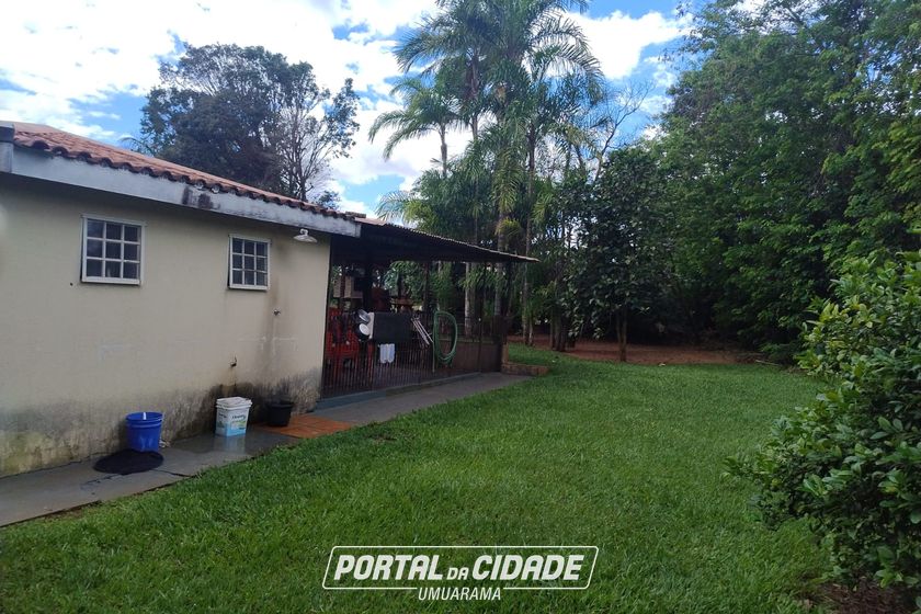 Ch&aacute;cara &agrave; venda - 6400m&sup2; - FUNDOS DO JARDIM PAC&Iacute;FICO