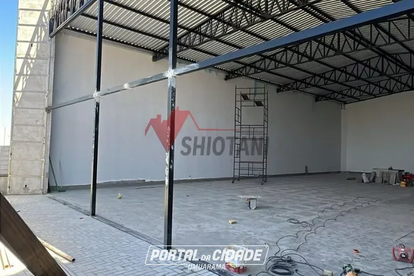 Sal&atilde;o Comercial para alugar - Zona III