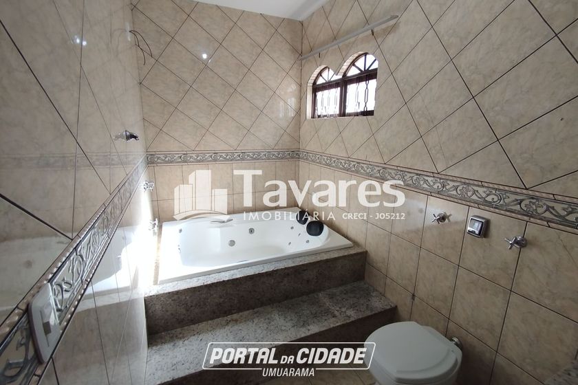 Casa &agrave; venda - 242m&sup2; - Parque San Remo I