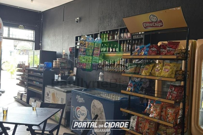 Sal&atilde;o Comercial &agrave; venda - 300m&sup2; - Centro