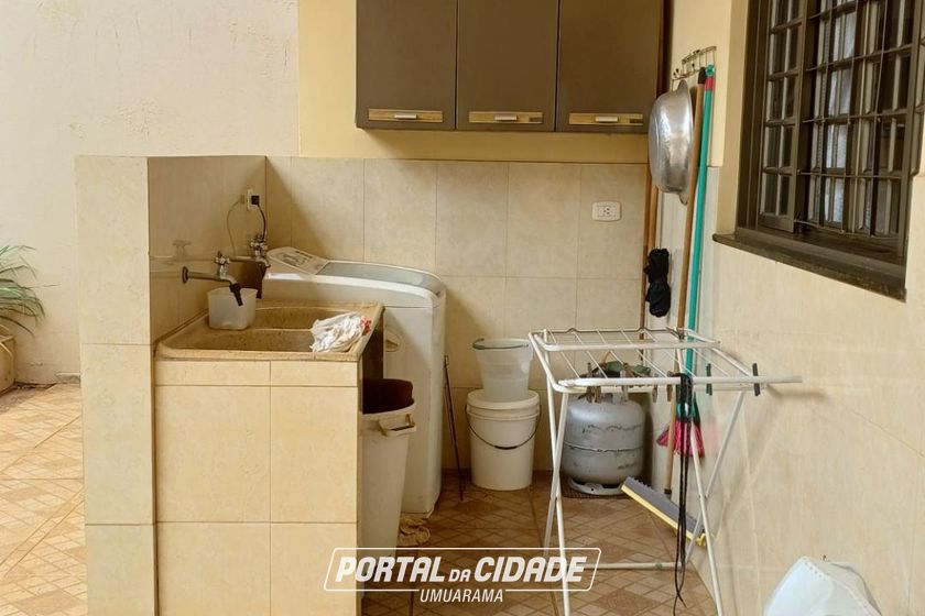 Casa &agrave; venda - Zona VI