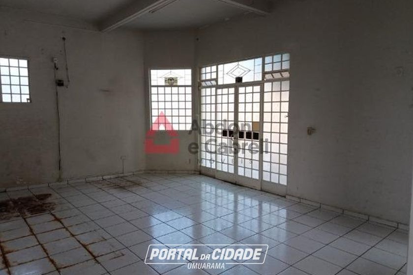 Sal&atilde;o Comercial para alugar - 50m&sup2; - Zona IV
