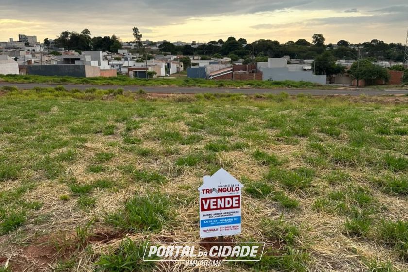 Terreno &agrave; venda - 209m&sup2; - JARDIM AEROPORTO
