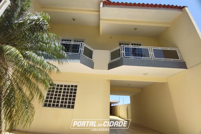 Casa &agrave; venda - 255m&sup2; - ZONA VI