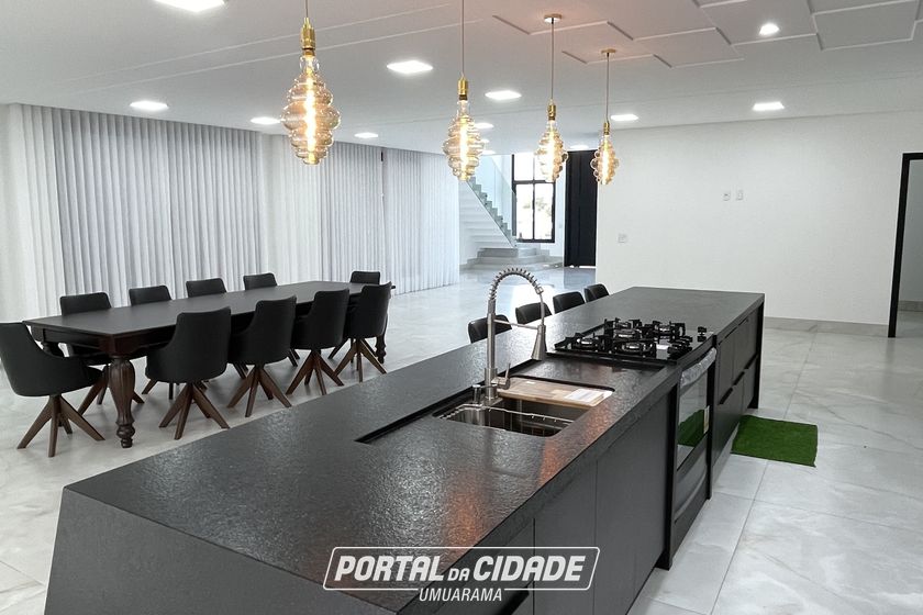 Sobrado &agrave; venda - 360m&sup2; - Condom&iacute;nio Royal Garden