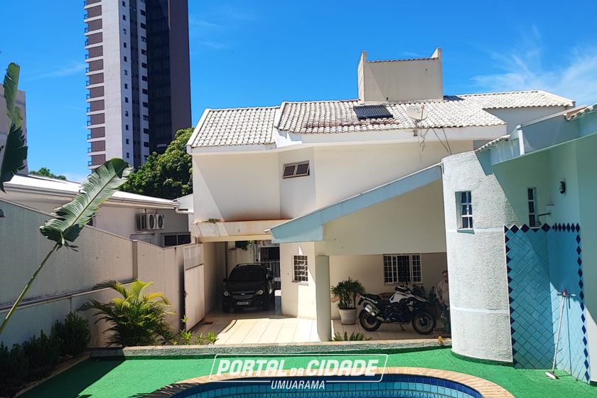 Sobrado &agrave; venda - 365m&sup2; - Zona II