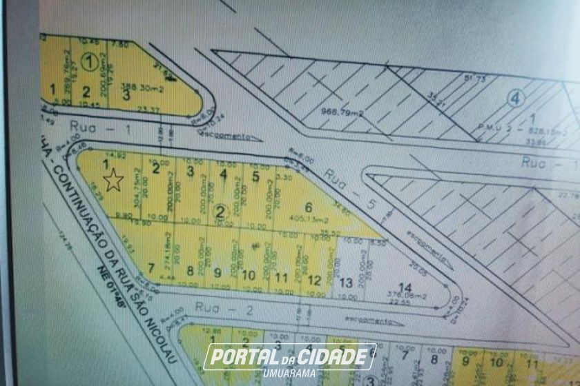 Terreno &agrave; venda - 304m&sup2; - Jardim Real