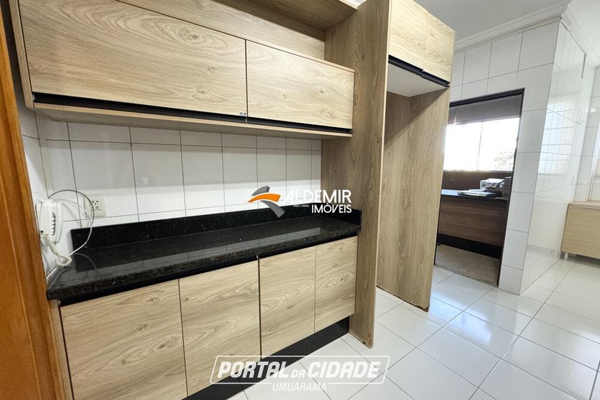 Apartamento &agrave; venda - 103m&sup2; - Zona I